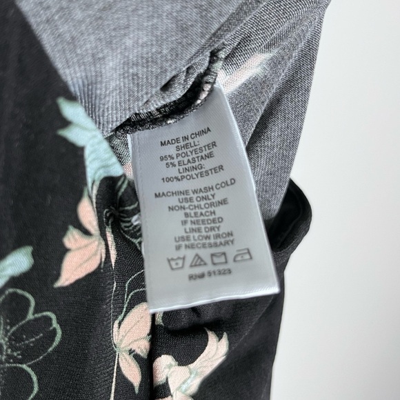 1. State Black Floral Halter sleeveless wide leg Jumpsuit Sz 1X - Picture 9 of 10